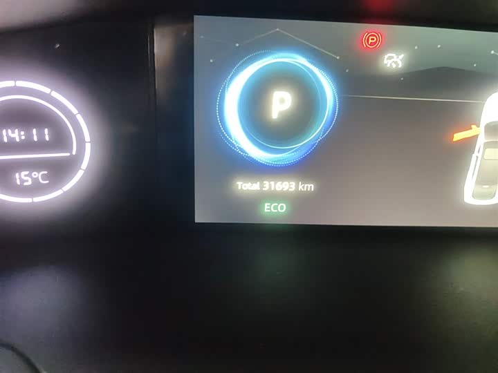 Фото 4 - Changan UNI-V