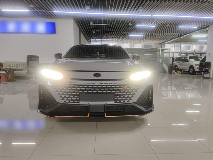 Фото 5 - Changan UNI-V