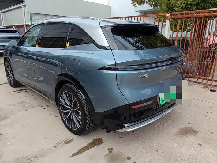 Фото 3 - Zeekr 7X