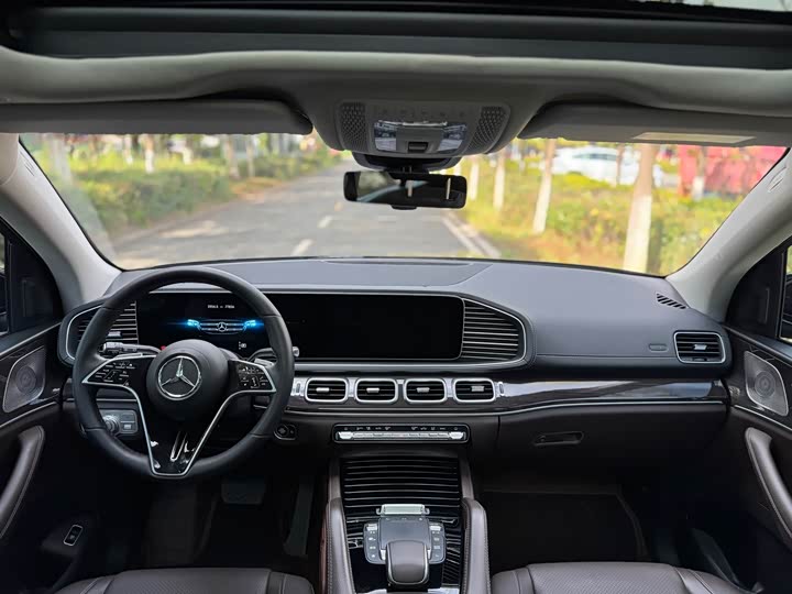 Фото 11 - Mercedes-Benz GLE-Class