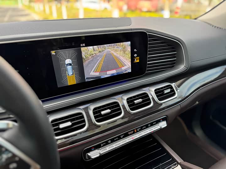 Фото 17 - Mercedes-Benz GLE-Class