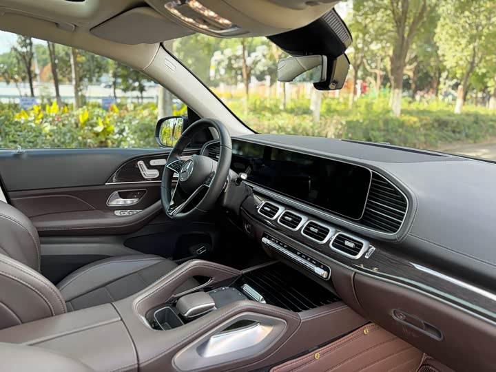 Фото 8 - Mercedes-Benz GLE-Class