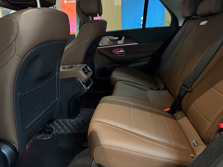 Фото 14 - Mercedes-Benz GLE-Class