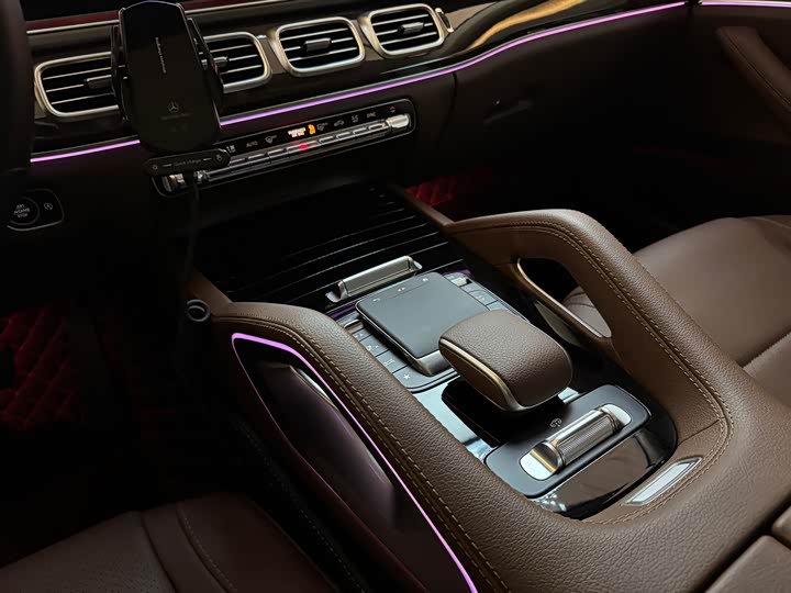 Фото 19 - Mercedes-Benz GLE-Class