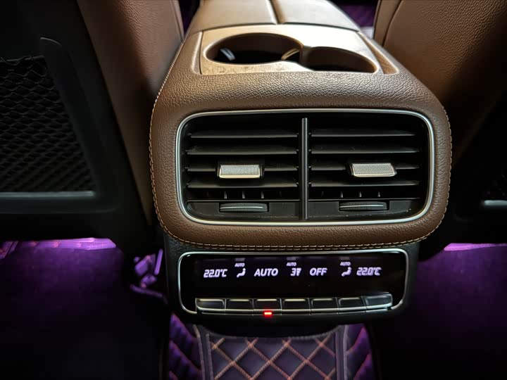 Фото 20 - Mercedes-Benz GLE-Class