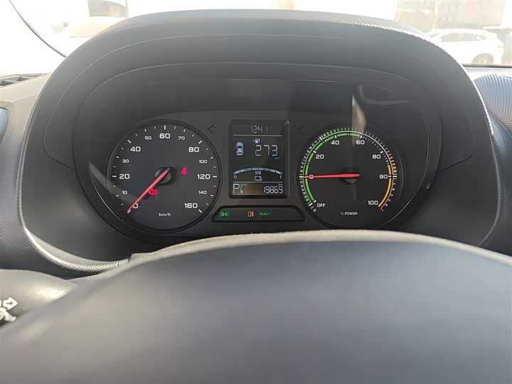 Фото 12 - Roewe Clever