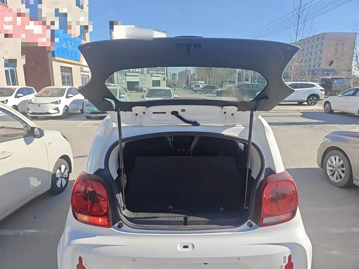 Фото 19 - Roewe Clever