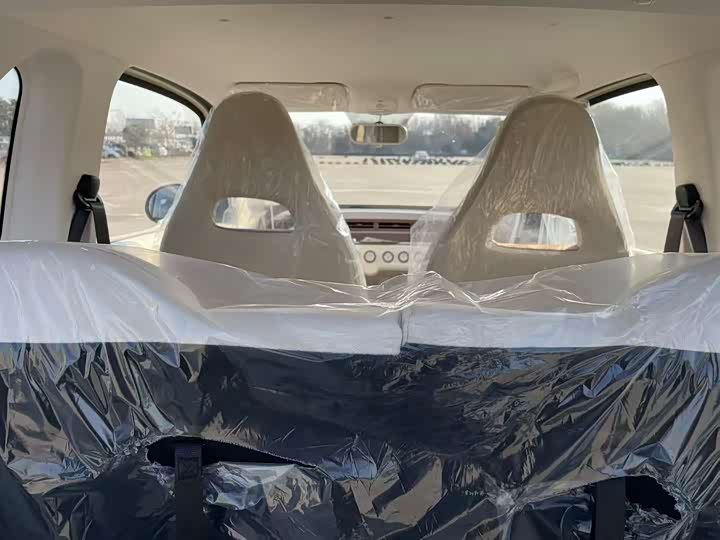 Фото 11 - Bestune Pony