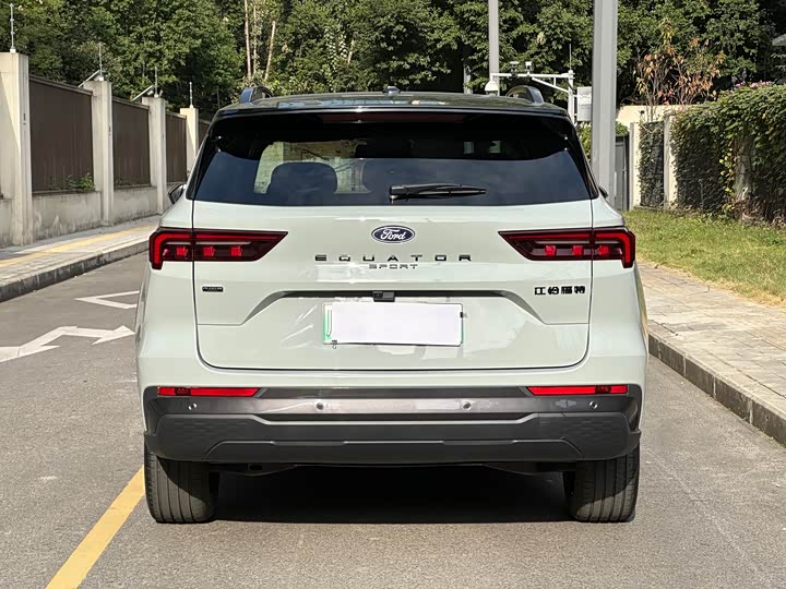 Фото 7 - Ford Equator Sport Hybrid