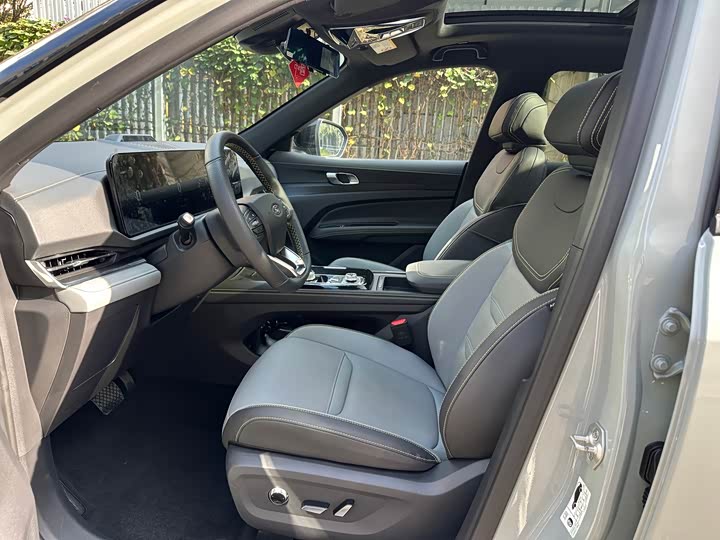 Фото 9 - Ford Equator Sport Hybrid