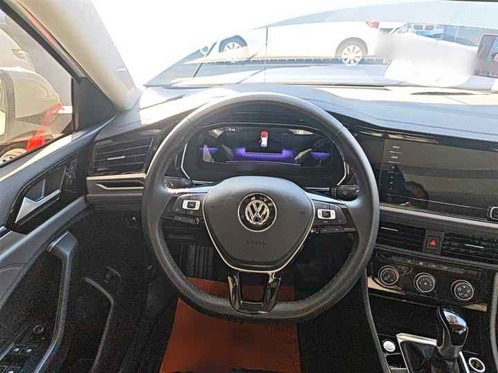 Фото 11 - Volkswagen Sagitar L