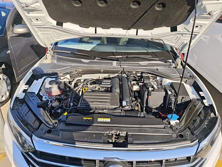 Фото 20 - Volkswagen Sagitar L