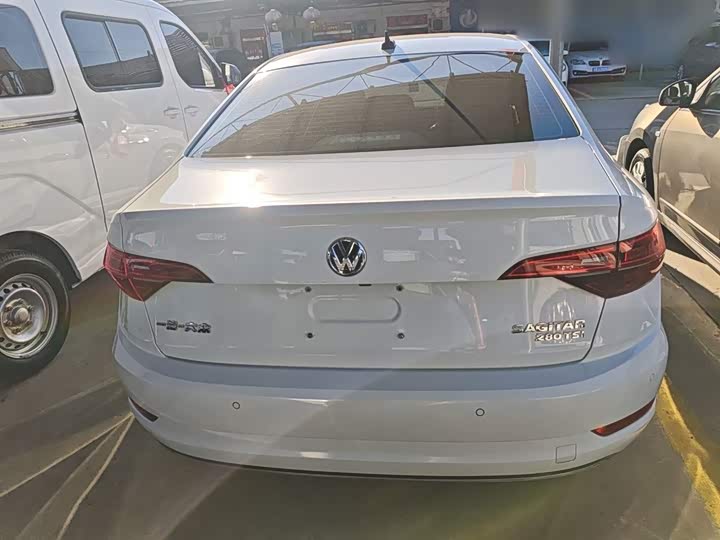 Фото 6 - Volkswagen Sagitar L