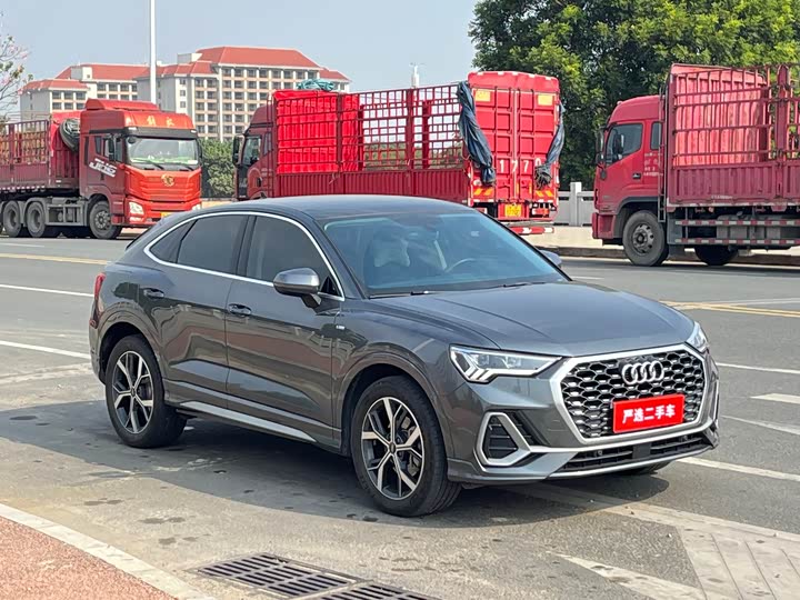 Фото 3 - Audi Q3 Sportback