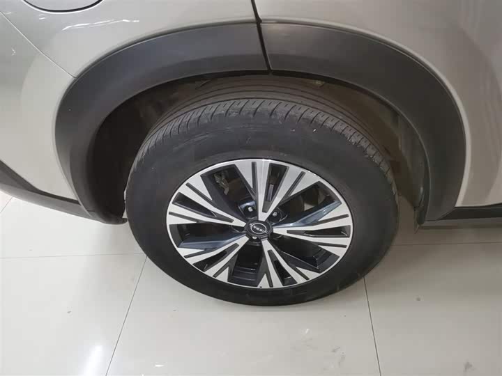 Фото 26 - Nissan X-Trail