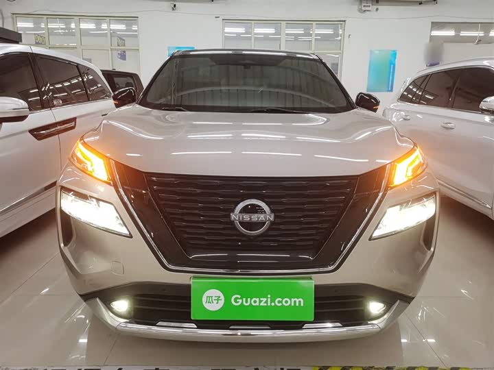 Фото 3 - Nissan X-Trail