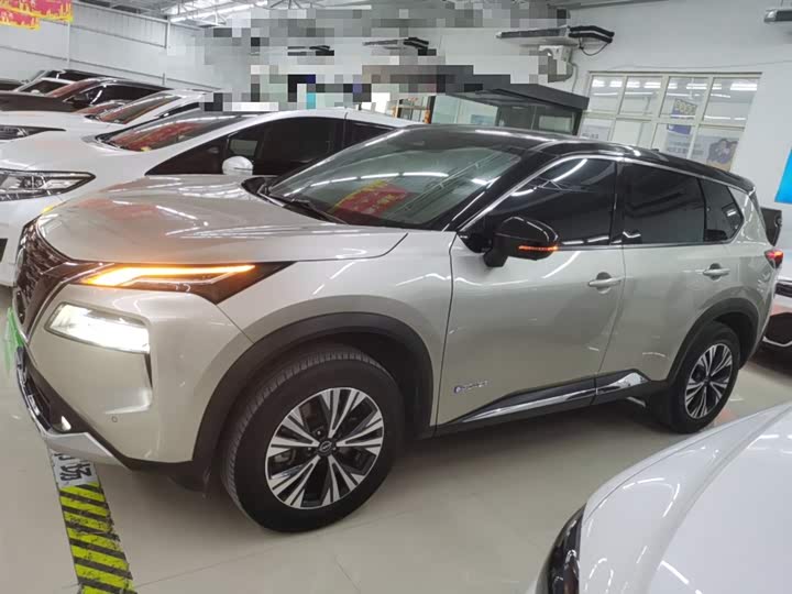 Фото 5 - Nissan X-Trail