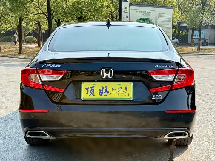 Фото 5 - Honda Accord