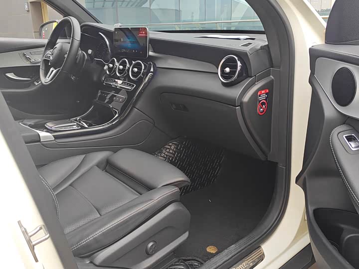 Фото 8 - Mercedes-Benz GLC-Class Coupe