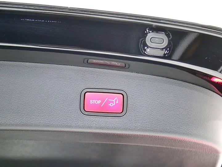 Фото 13 - Mercedes-Benz GLC-Class