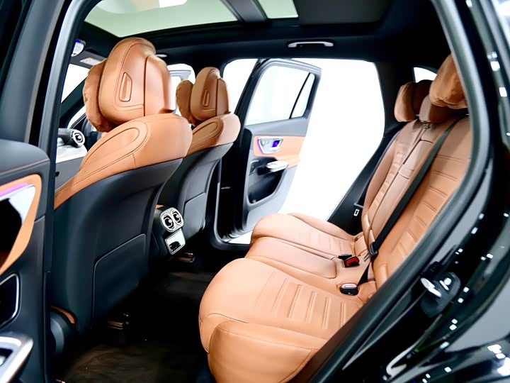 Фото 9 - Mercedes-Benz GLC-Class