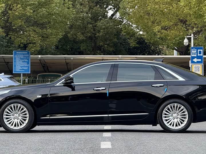 Фото 3 - Cadillac CT6