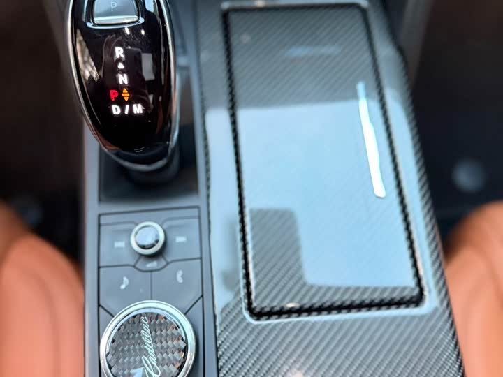 Фото 9 - Cadillac CT6