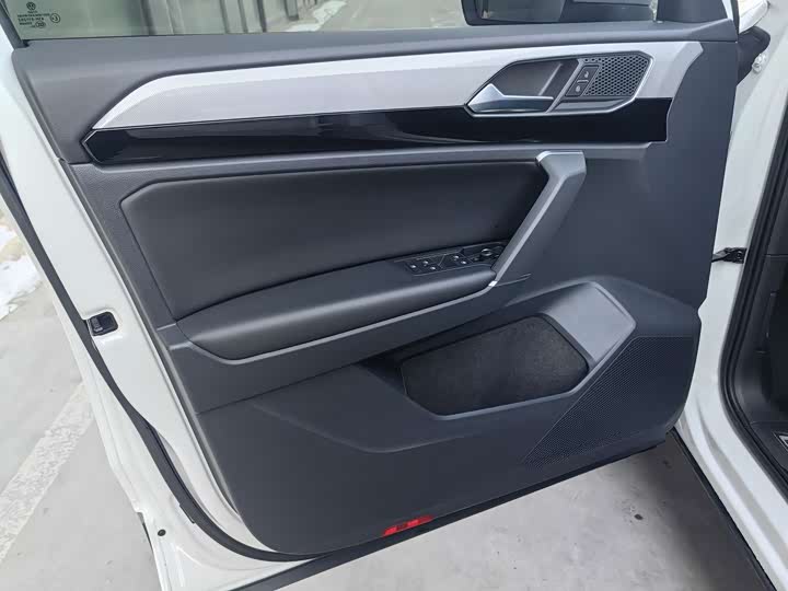 Фото 5 - Volkswagen Tayron