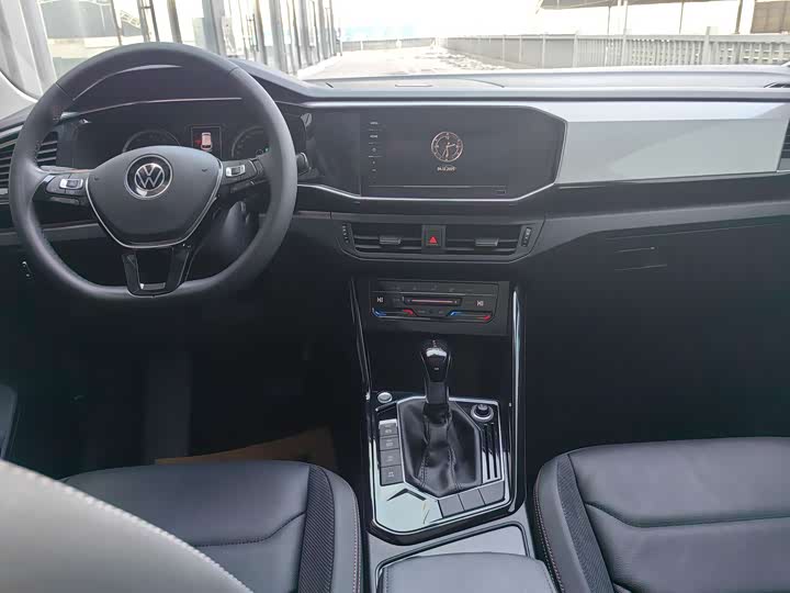 Фото 9 - Volkswagen Tayron