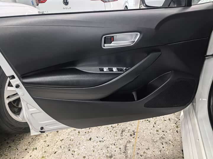 Фото 26 - Toyota Levin