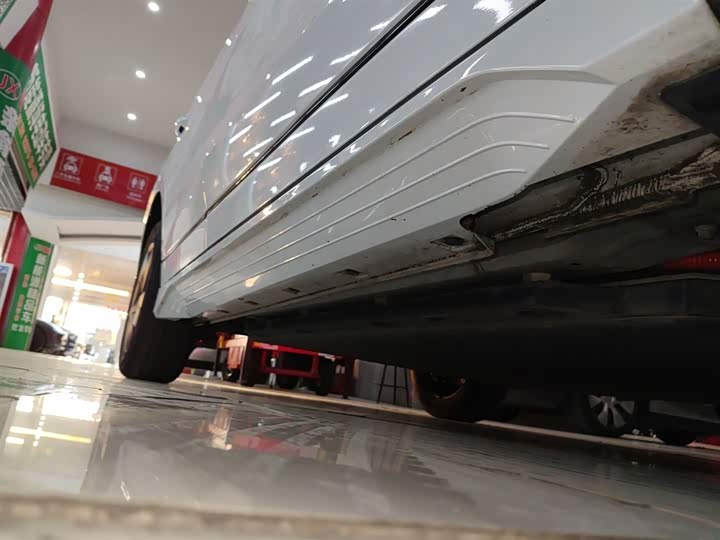 Фото 21 - BYD E2