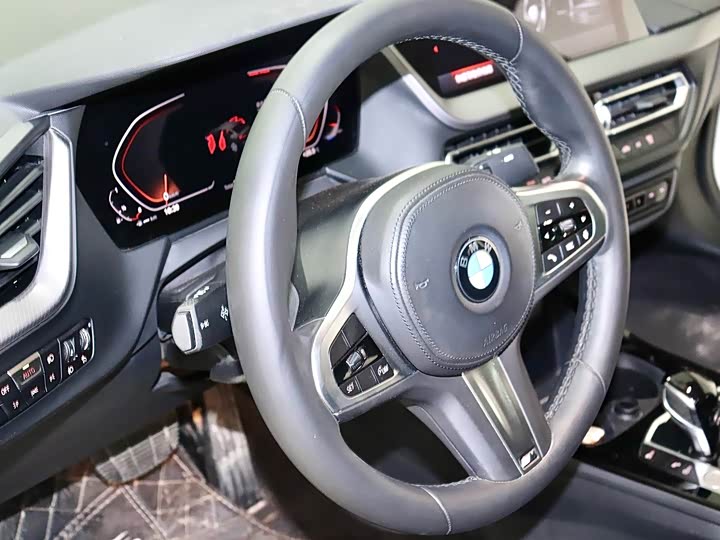 Фото 7 - BMW 2 Series