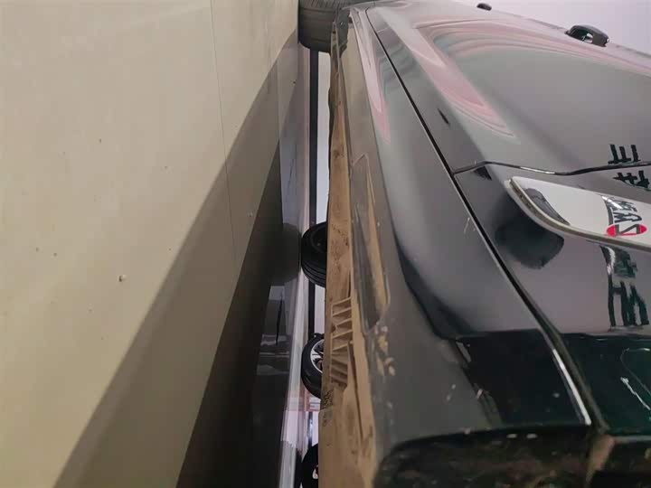 Фото 21 - BMW 5 Series