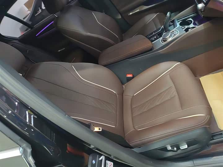 Фото 24 - BMW 5 Series