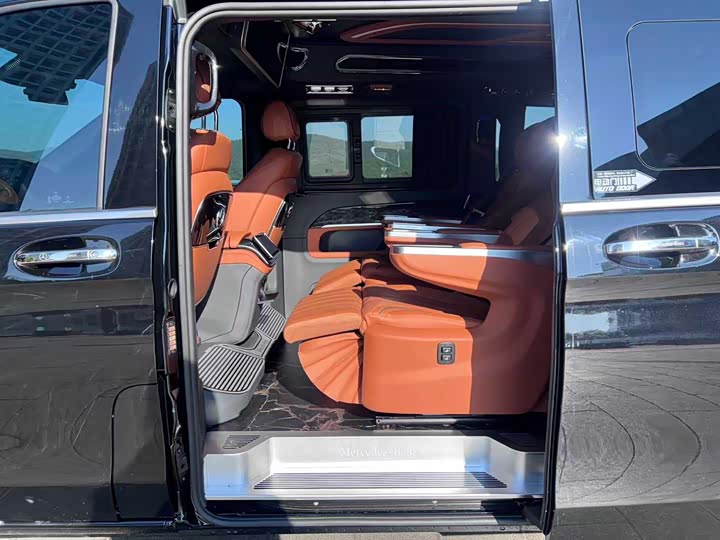 Фото 9 - Mercedes-Benz Vito