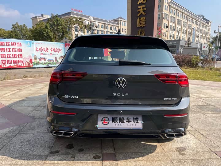 Фото 9 - Volkswagen Golf