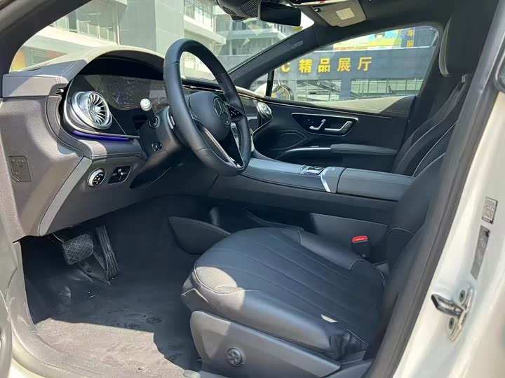 Фото 4 - Mercedes-Benz EQS