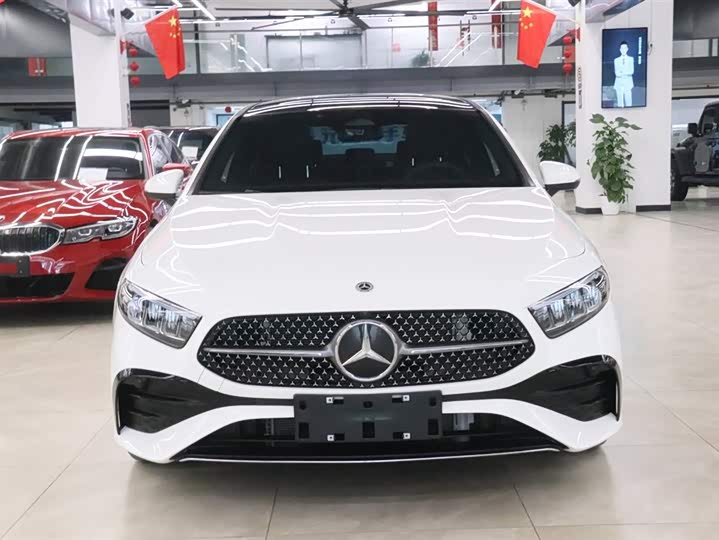 Фото 2 - Mercedes-Benz A-Class