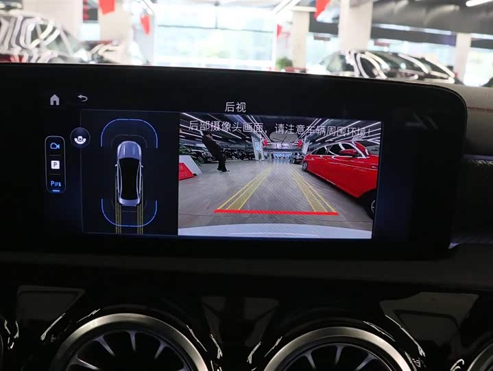 Фото 8 - Mercedes-Benz A-Class