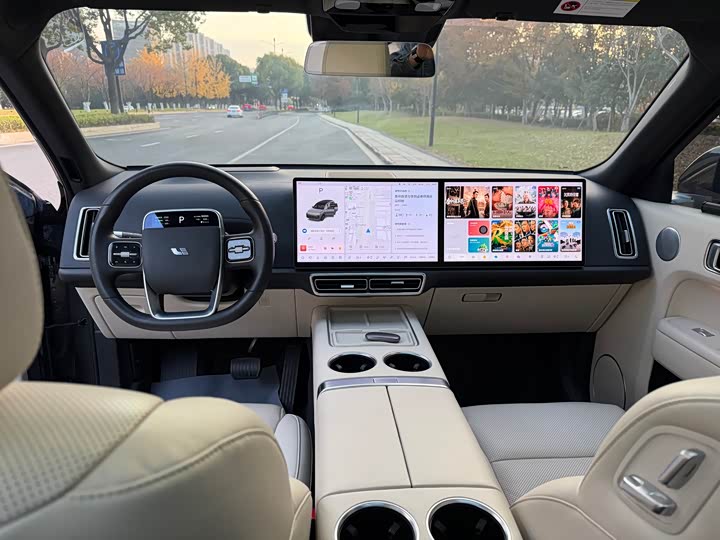 Фото 13 - LiXiang L8