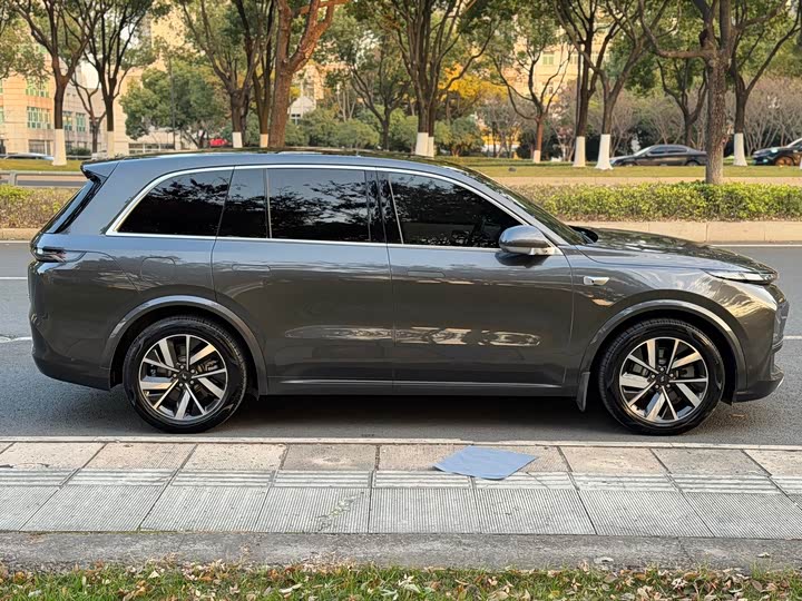 Фото 4 - LiXiang L8