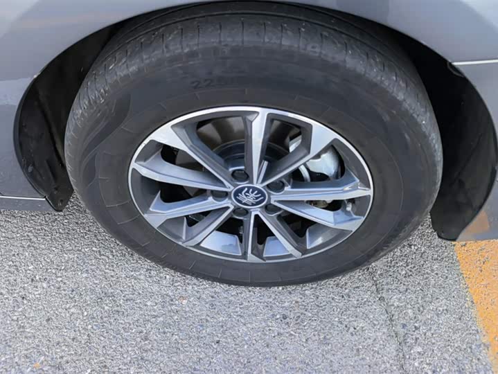 Фото 6 - BYD Qin Plus