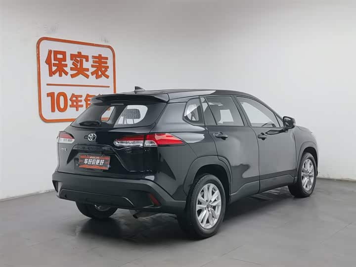 Фото 2 - Toyota Corolla Cross