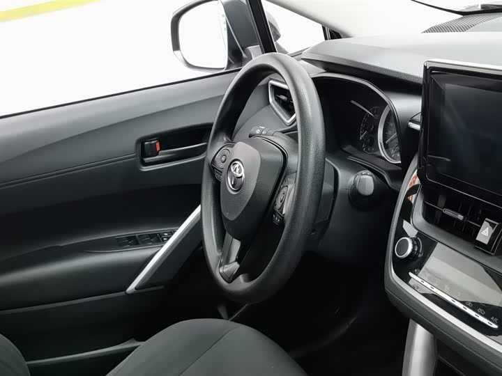 Фото 22 - Toyota Corolla Cross