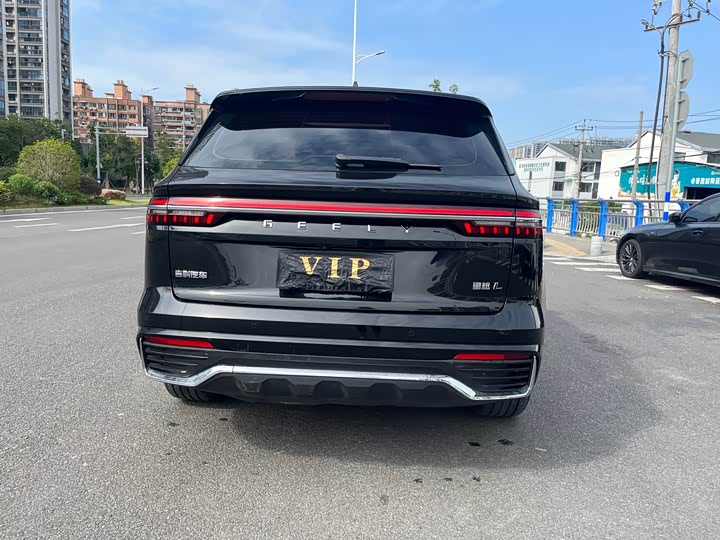 Фото 6 - Geely Monjaro