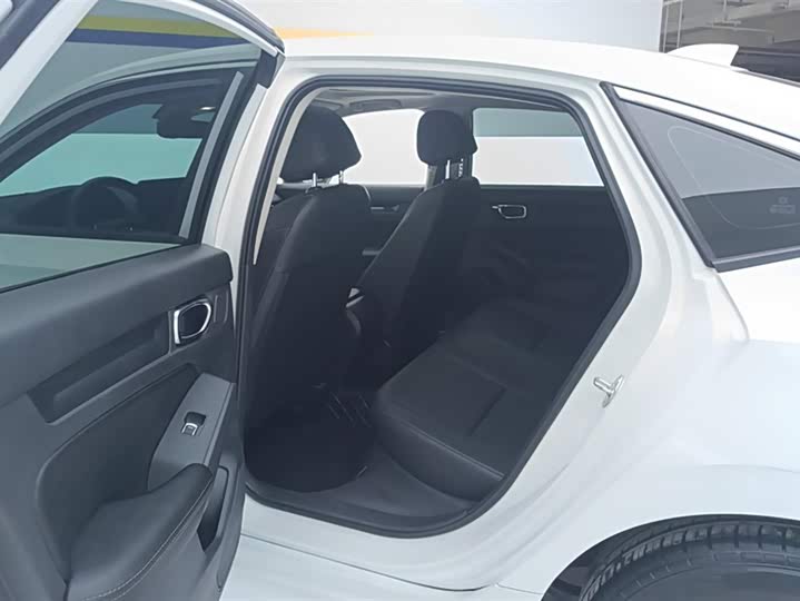 Фото 11 - Honda Civic