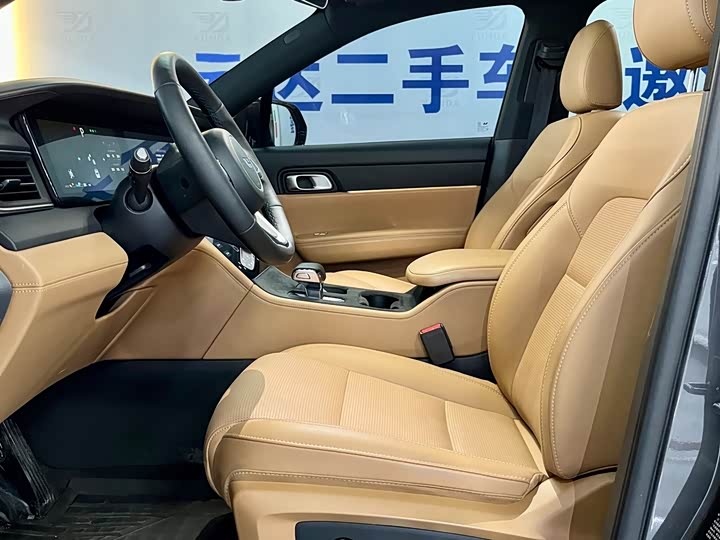 Фото 11 - LiXiang One