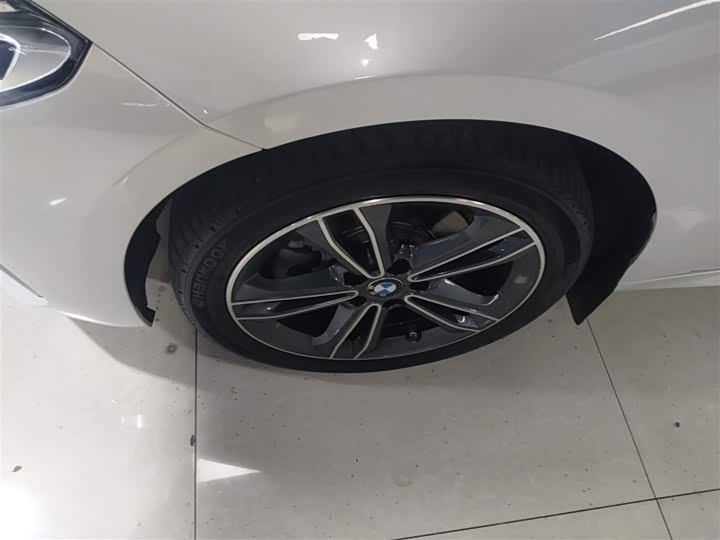 Фото 23 - BMW 1 Series