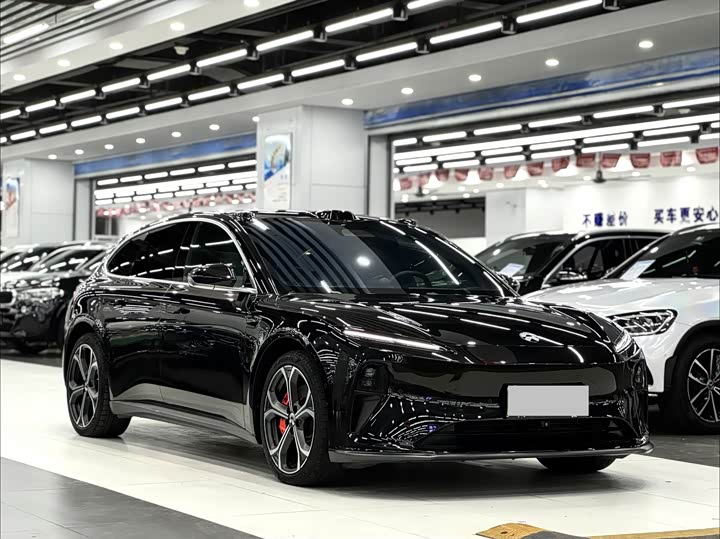 Фото 4 - Nio ET5T