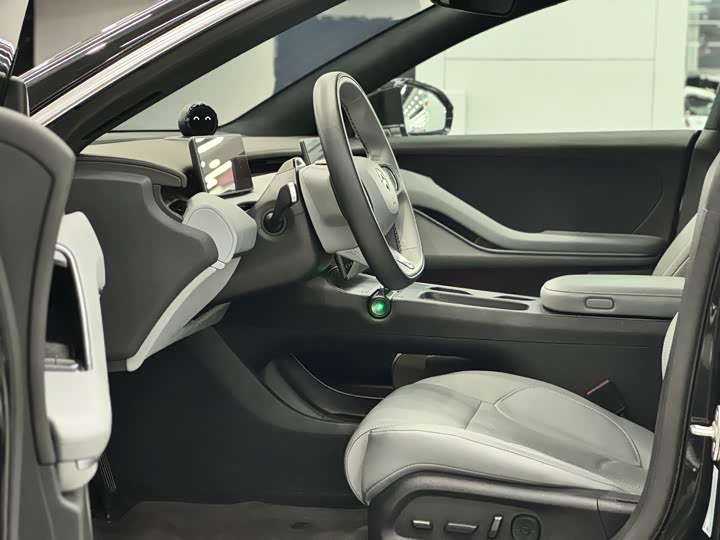 Фото 9 - Nio ET5T